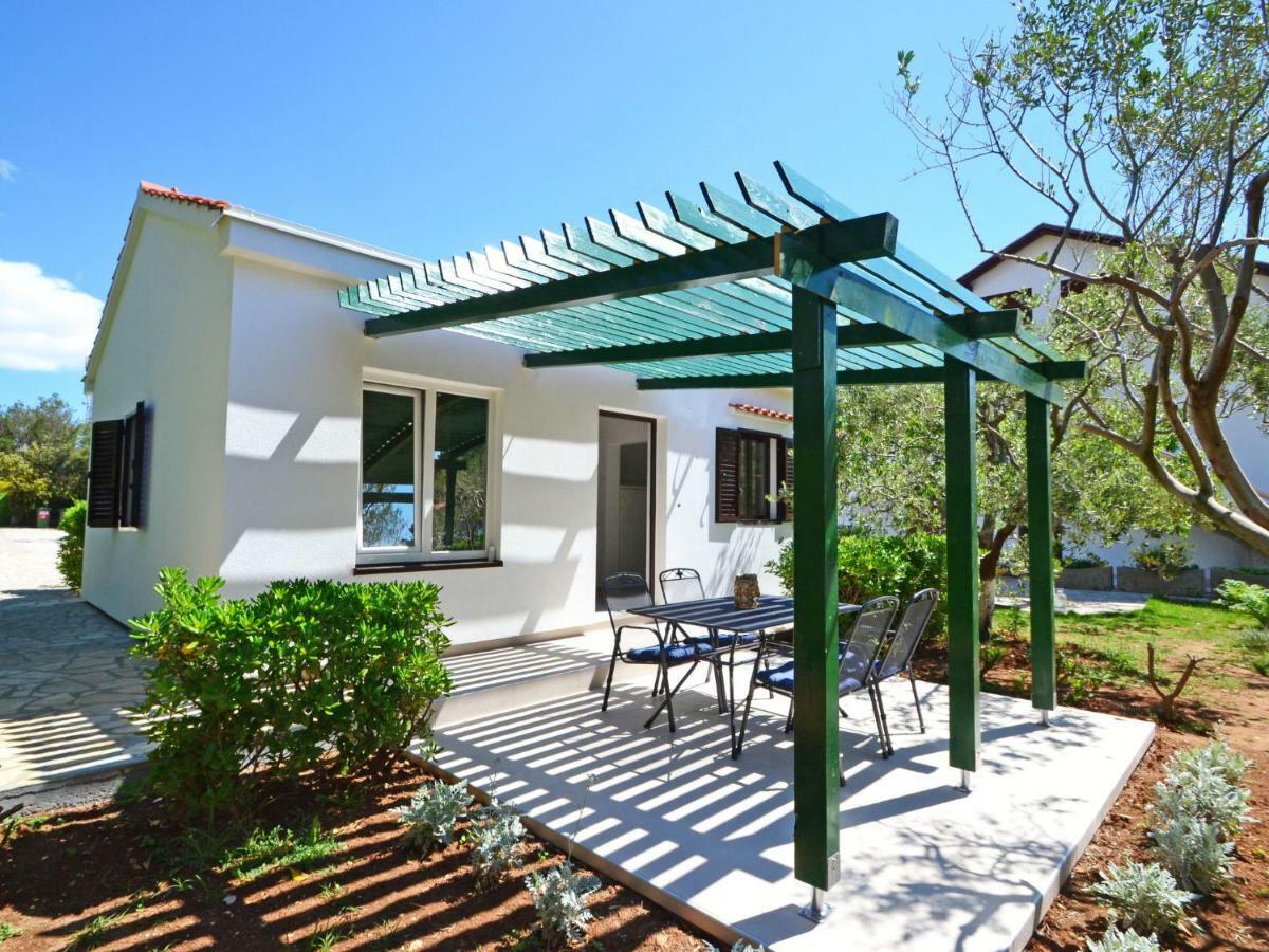 Holiday Home Nikolina By Interhome Vir Exterior photo